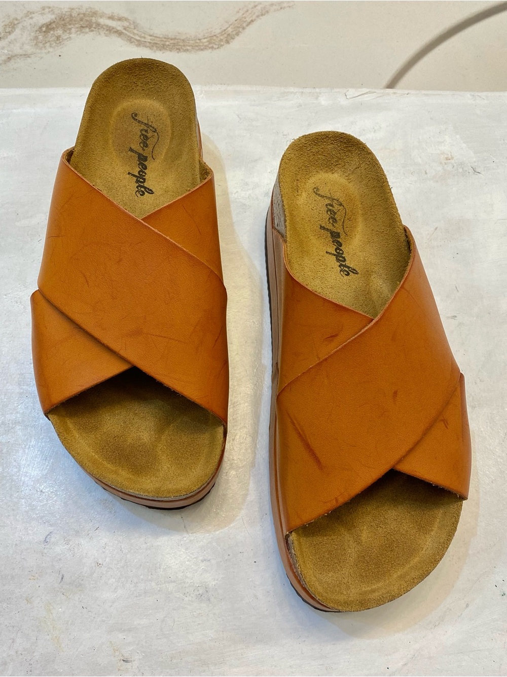 Free People Sidelines platform slide size 37, US women’s size 6.5M great shape